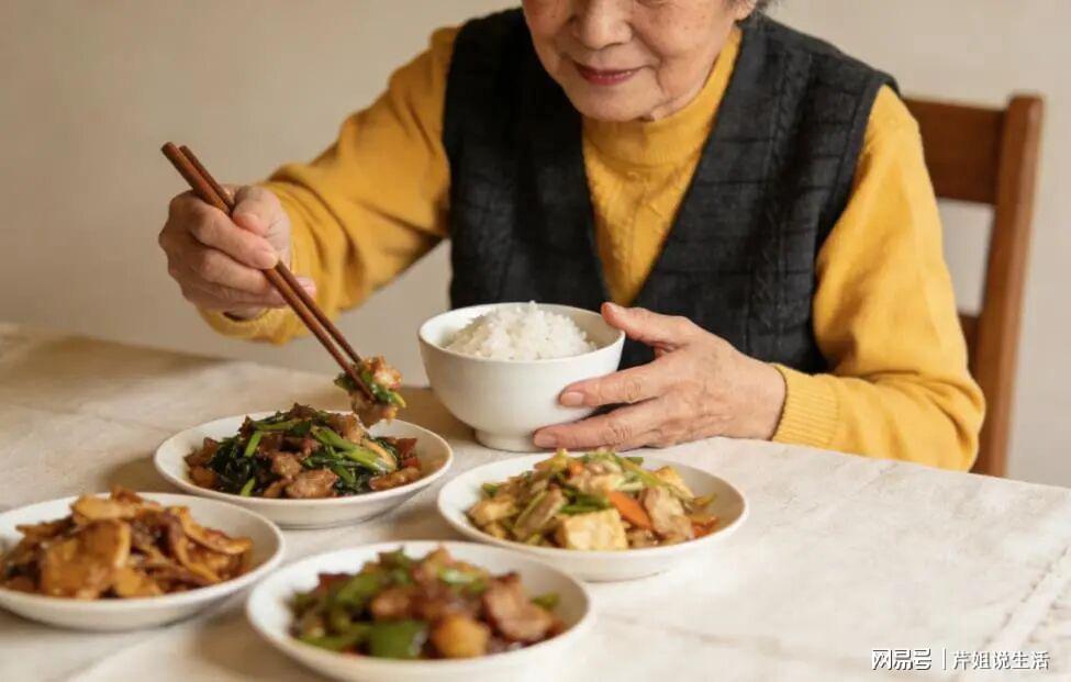 我国每年近千万人做肠镜！医生直言：做一次肠镜，或管十年无碍